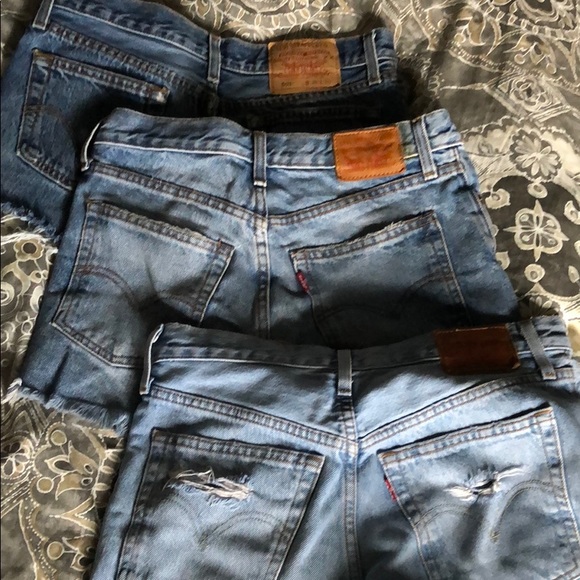 LEVI’S cutoffs bundle - Picture 5 of 8